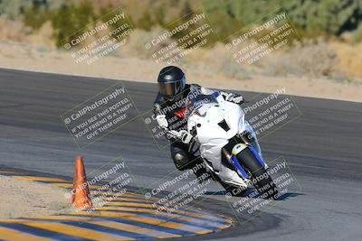 media/Dec-18-2022-SoCal Trackdays (Sun) [[8099a50955]]/Turn 10 (140pm)/